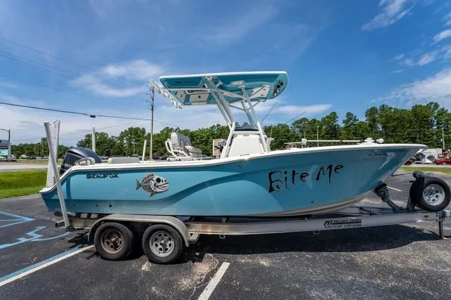 Slide: The Image of Sea Fox 248 Commander 2021 - 6