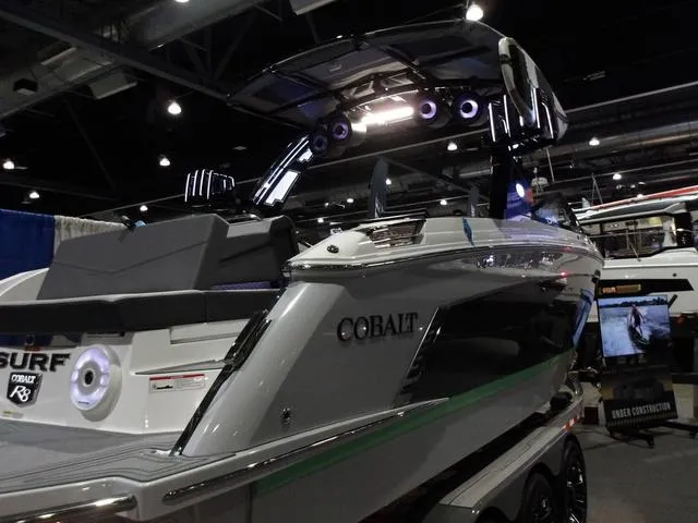 Slide: The Image of Cobalt R8 Surf 2024 - 54