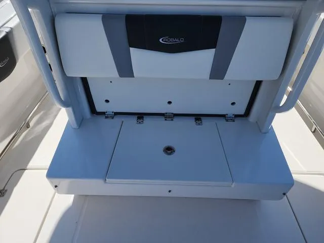 Slide: The Image of Robalo Center Console R270 Trailer included 2024 - 27