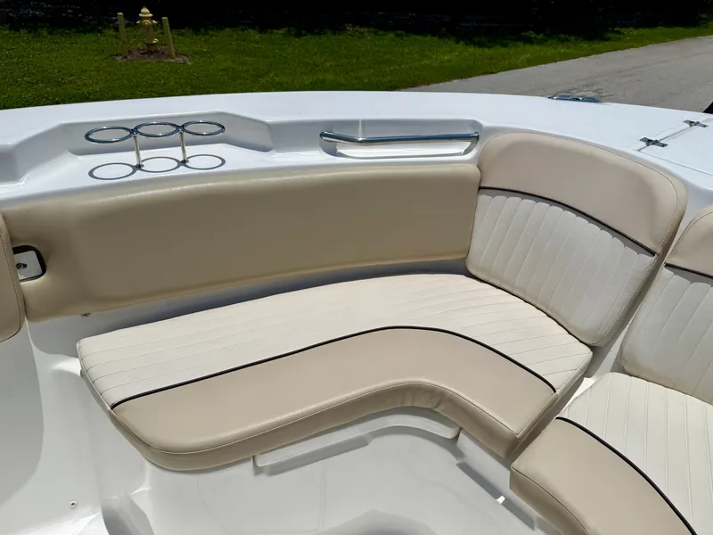 Slide: The Image of Sea Fox 266 Commander 2015 - 11