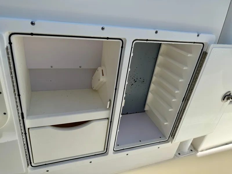 Slide: The Image of Sea Fox 266 Commander 2015 - 30