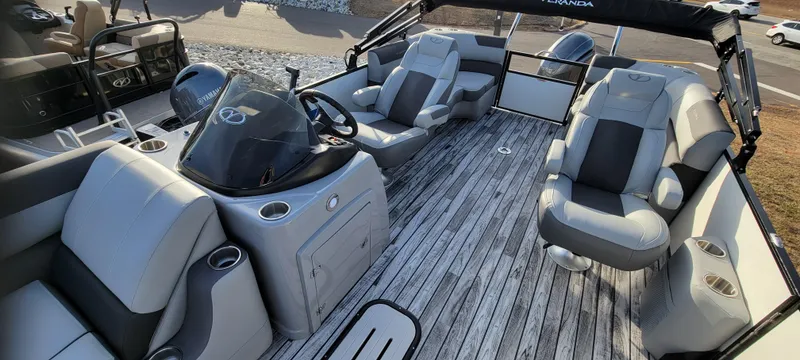 Slide: The Image of Veranda VR20RC Deluxe 2024 - 6