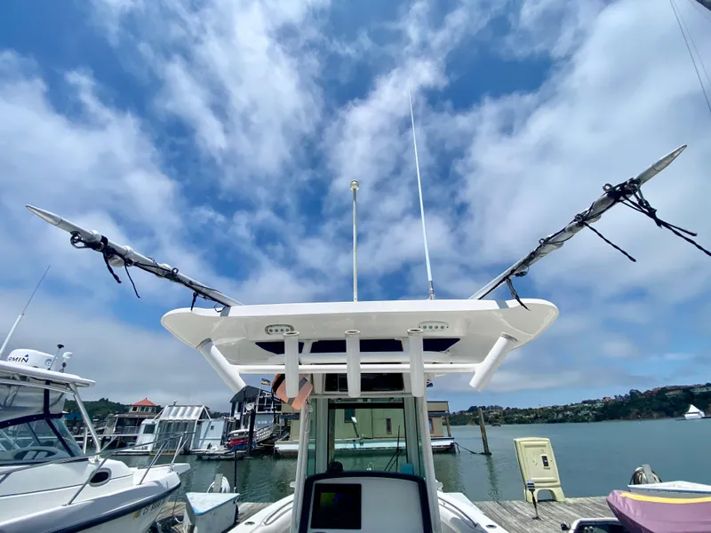 Slide: The Image of Boston Whaler 250 Outrage 2013 - 16