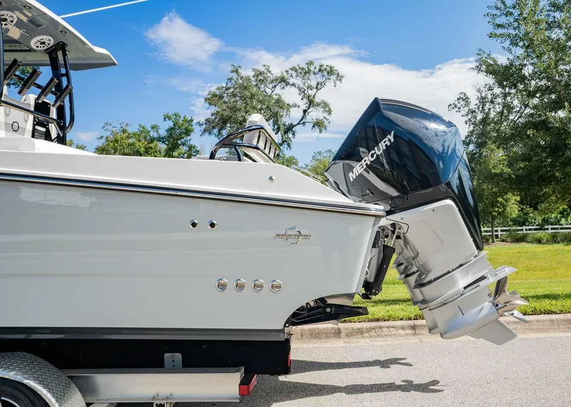 Slide: The Image of Fountain 32 NX 2025 - 3