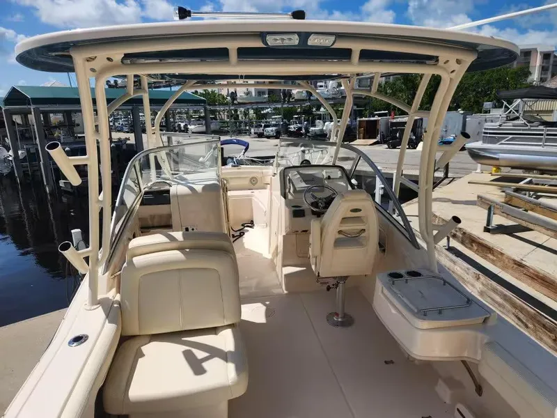 Slide: The Image of Grady-White Freedom 235 2018 - 6