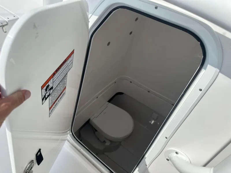 Slide: The Image of Aquasport 2500 CC 2024 - 11