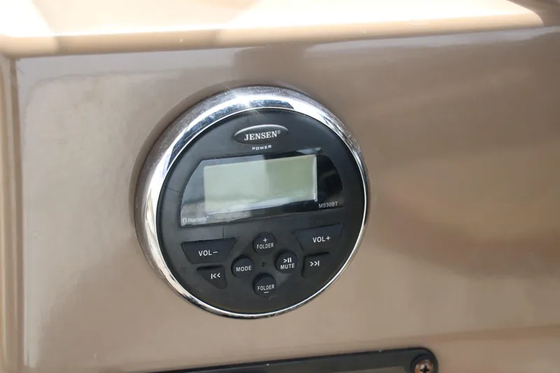 Slide: The Image of Stingray 192 SC 2015 - 39