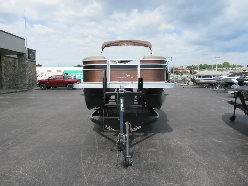 Slide: The Image of Bennington 22 SSR 2023 - 6