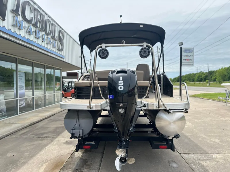 Slide: The Image of Bennington 22 LSB 2022 - 3