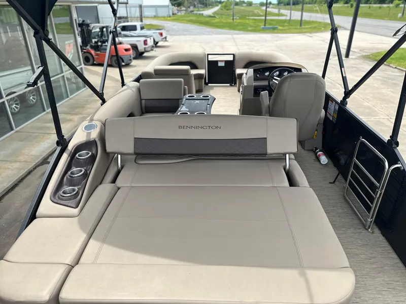 Slide: The Image of Bennington 22 LSB 2022 - 4