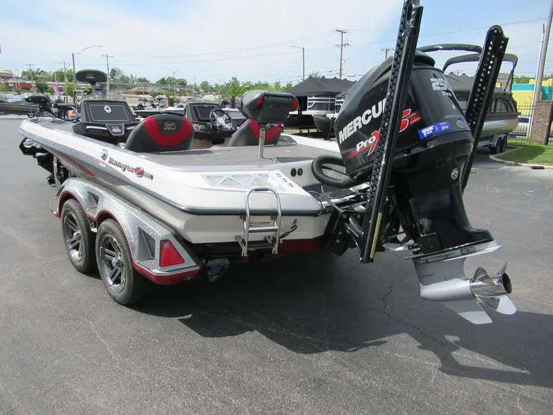 Slide: The Image of Ranger Z520L 2019 - 4