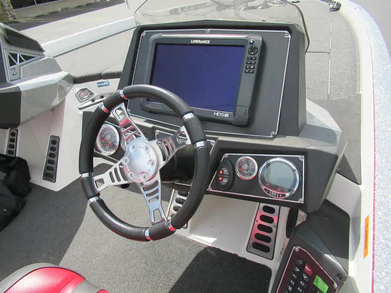 Slide: The Image of Ranger Z520L 2019 - 5