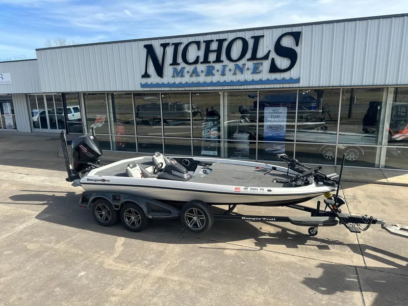 The Image of Ranger Z520 Comanche 2021 - 1