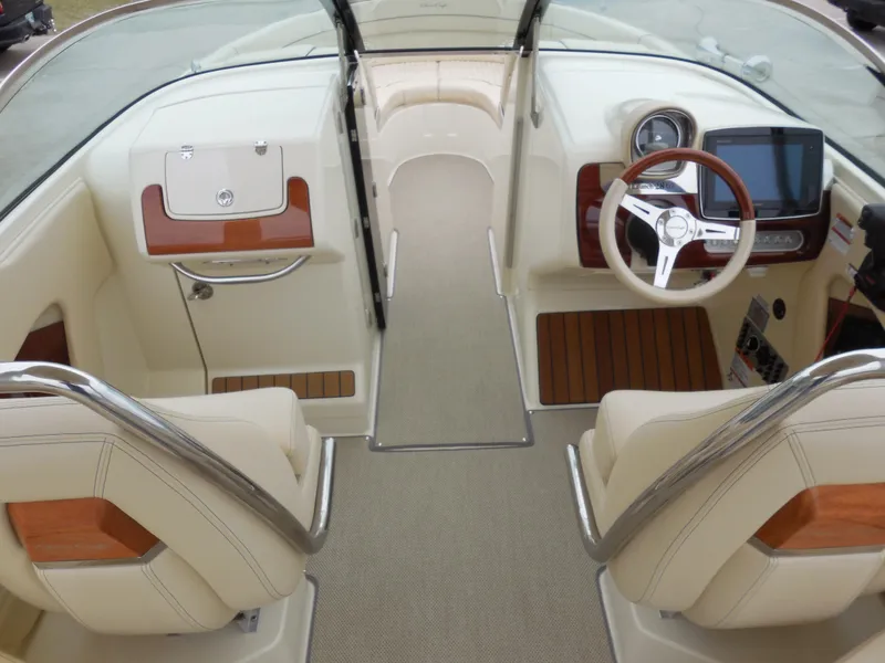 Slide: The Image of Chris-Craft Launch 28 GT 2019 - 11