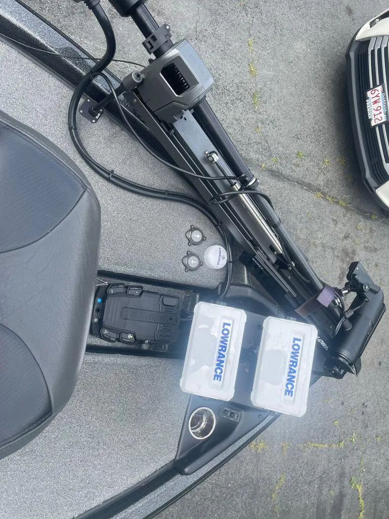 Slide: The Image of Phoenix Bass Boat 721 ProXP 2017 - 5