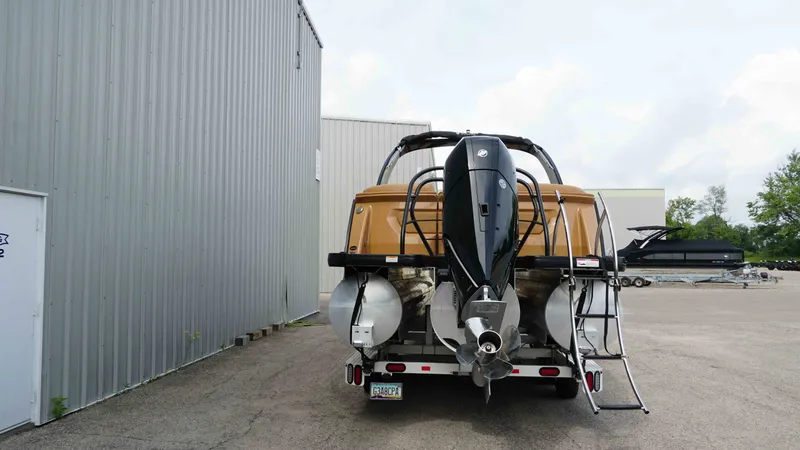 Slide: The Image of Godfrey Sanpan SP2700SBW 2025 - 3