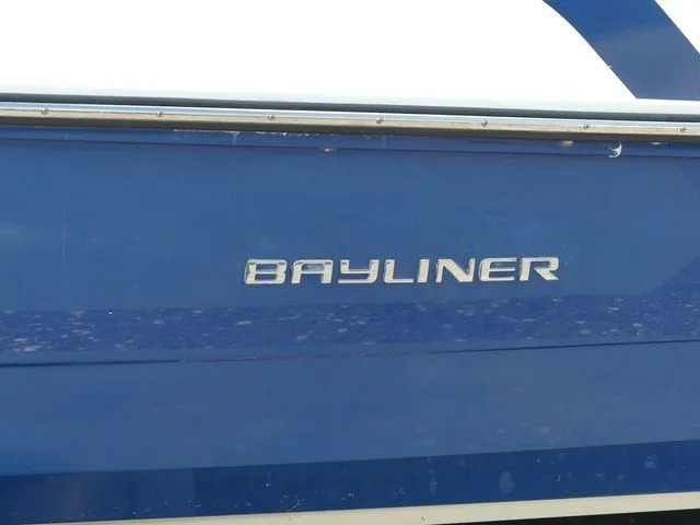 Slide: The Image of Bayliner 210 Deck Boat 2019 - 8