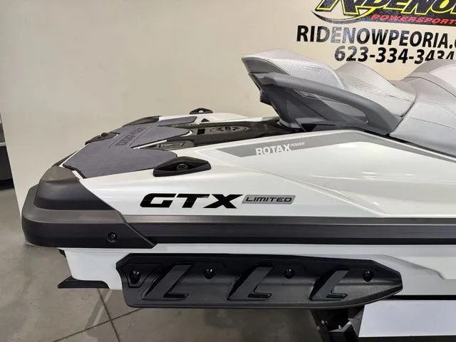 Slide: The Image of Sea-Doo GTX 2025 - 18