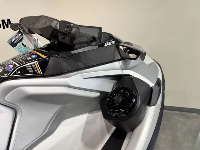 Slide: The Image of Sea-Doo GTX 2025 - 21