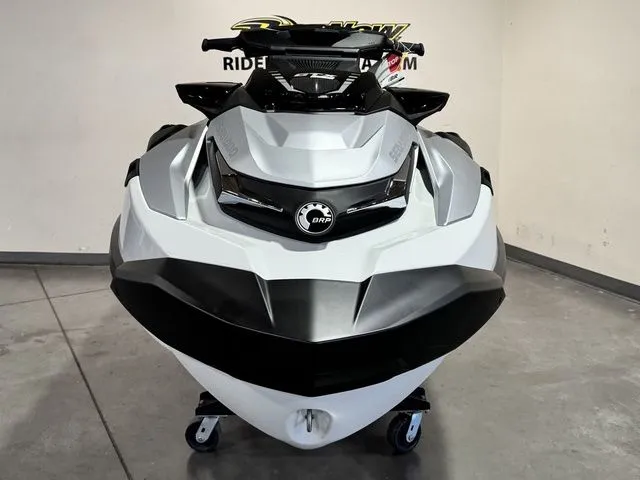 Slide: The Image of Sea-Doo GTX 2025 - 4