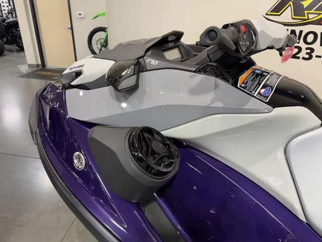 Slide: The Image of Sea-Doo GTI 2025 - 9