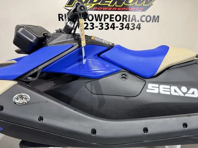 Slide: The Image of Sea-Doo Sparktrixx 2025 - 11
