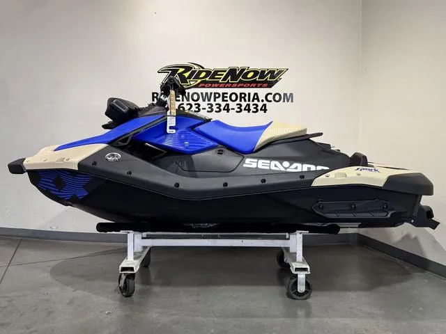 Slide: The Image of Sea-Doo Sparktrixx 2025 - 3