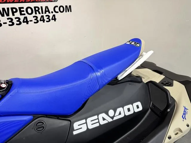 Slide: The Image of Sea-Doo Spark Trixx For 3 Rotax 900 ACE - 90 Ibr A 2025 - 17