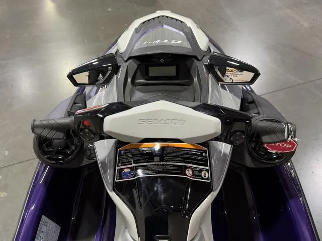 Slide: The Image of Sea-Doo GTI 2025 - 16