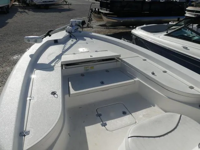 Slide: The Image of NauticStar 2200 Sport 2013 - 12