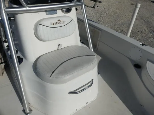 Slide: The Image of NauticStar 2200 Sport 2013 - 14