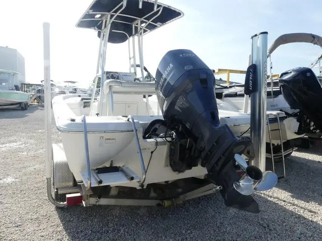 Slide: The Image of NauticStar 2200 Sport 2013 - 4