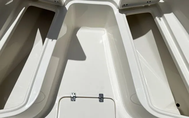 Slide: The Image of Bulls Bay 255 CC 2026 - 35