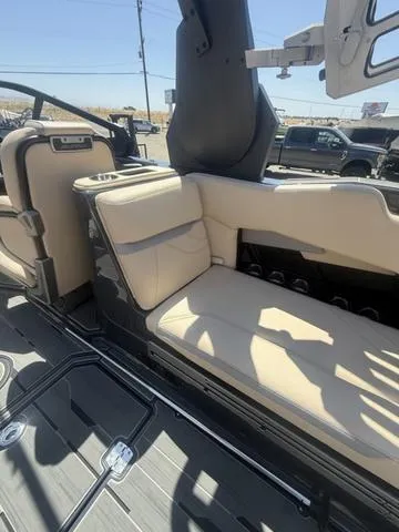 Slide: The Image of Supra SE 575 2023 - 13