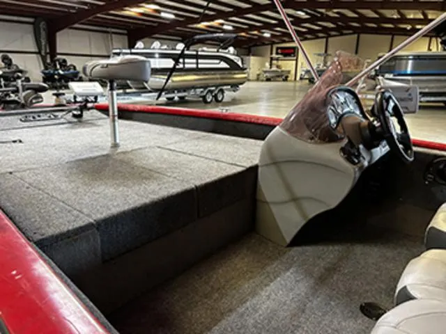 Slide: The Image of Tracker Pro Team 175TXW 2007 - 6