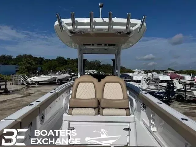 Slide: The Image of 2026 Everglades 285 Center Console boat at Boaters Exchange. - 5