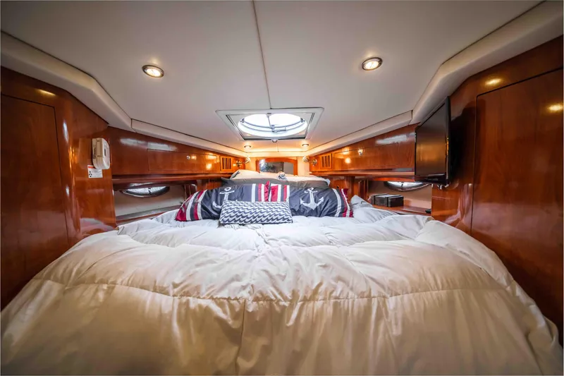 Slide: The Image of Four Winns 348 Vista 2006 - 57