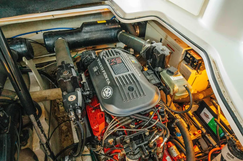 Slide: The Image of Four Winns 348 Vista 2006 - 64