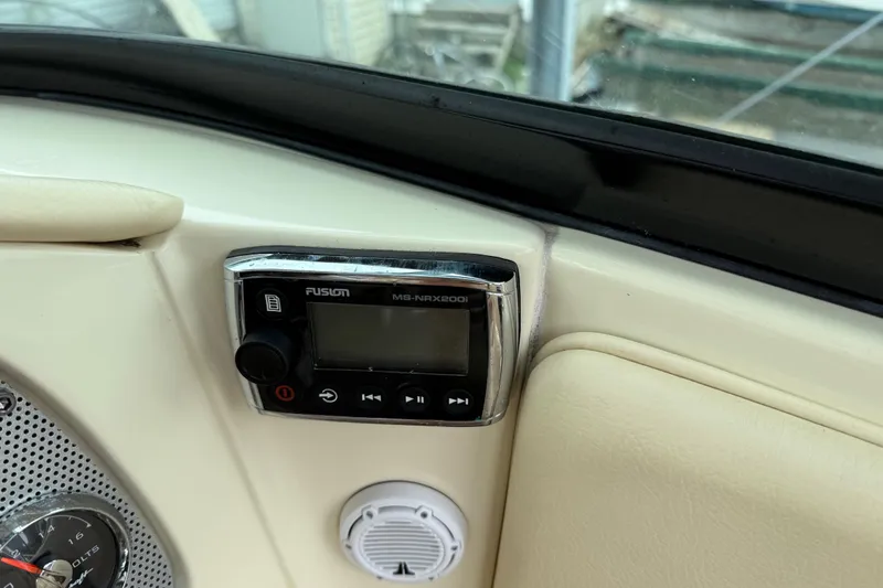 Slide: The Image of 2016 Chris-Craft Launch 22 dashboard with Fusion MS-NRX200i stereo system. - 10