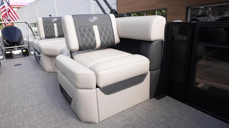 Slide: The Image of Barletta Lusso L23M 2026 - 15