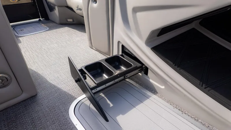 Slide: The Image of Barletta Lusso L23M 2026 - 22