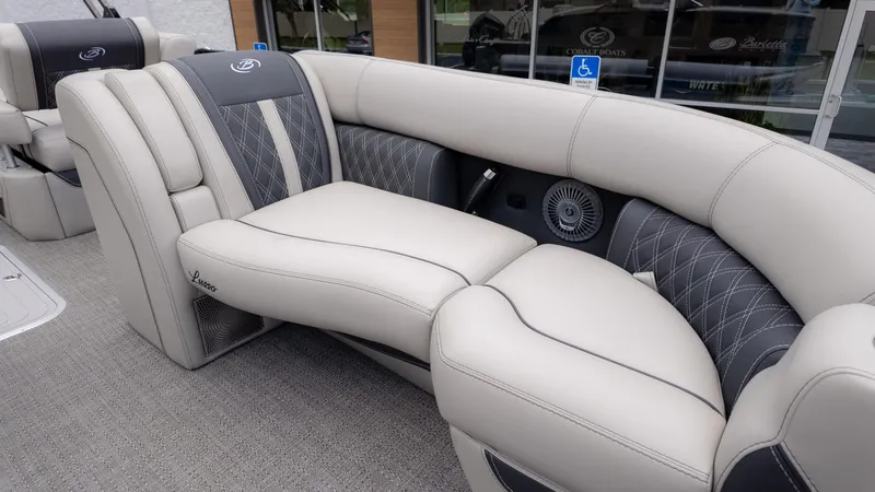 Slide: The Image of Barletta Lusso 23U 2026 - 22