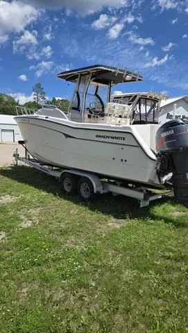 Slide: The Image of Grady-White X26 Tigercat 2000 - 3