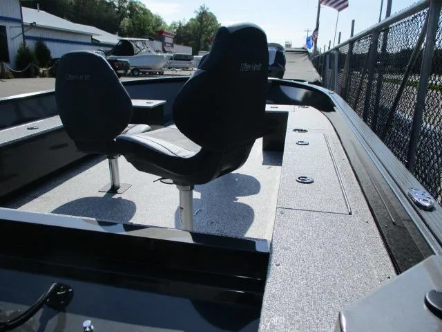 Slide: The Image of MirroCraft 170T 2023 - 4