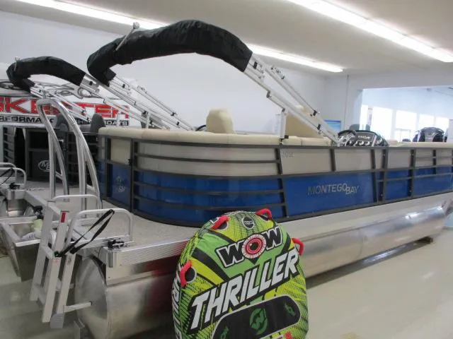 Slide: The Image of Montego Bay 8522-BR-DLX 2023 - 2