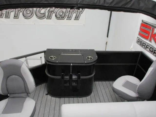 Slide: The Image of Montego Bay 8522-2PT-DLX 2023 - 4