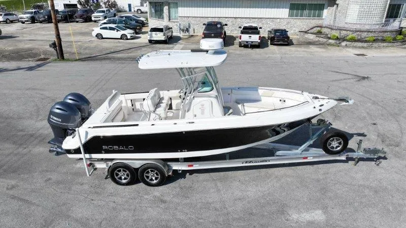 Slide: The Image of Robalo 260 Robalo 2015 - 102