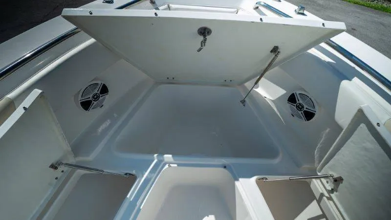 Slide: The Image of Robalo 260 Robalo 2015 - 31