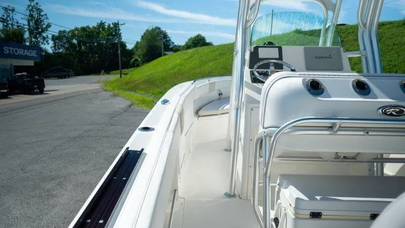 Slide: The Image of Robalo 260 Robalo 2015 - 33