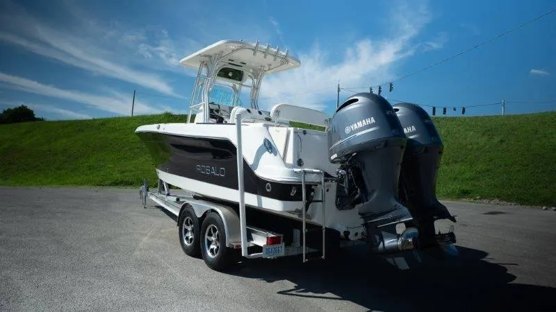 Slide: The Image of Robalo 260 Robalo 2015 - 8